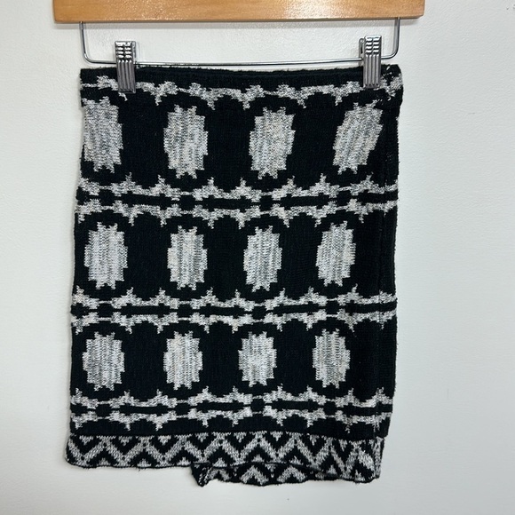 Free People Wrapped In You Blanket Skirt  Medium - Picture 5 of 7